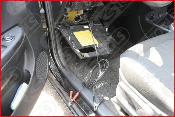 Ks Tools KS-Tools Bordnetz-Spannungserhalter, OBD, 5m, 550.1706 5 Ks Tools KS-Tools Bordnetz-Spannungserhalter, OBD, 5m, 550.1706 – Bild 3